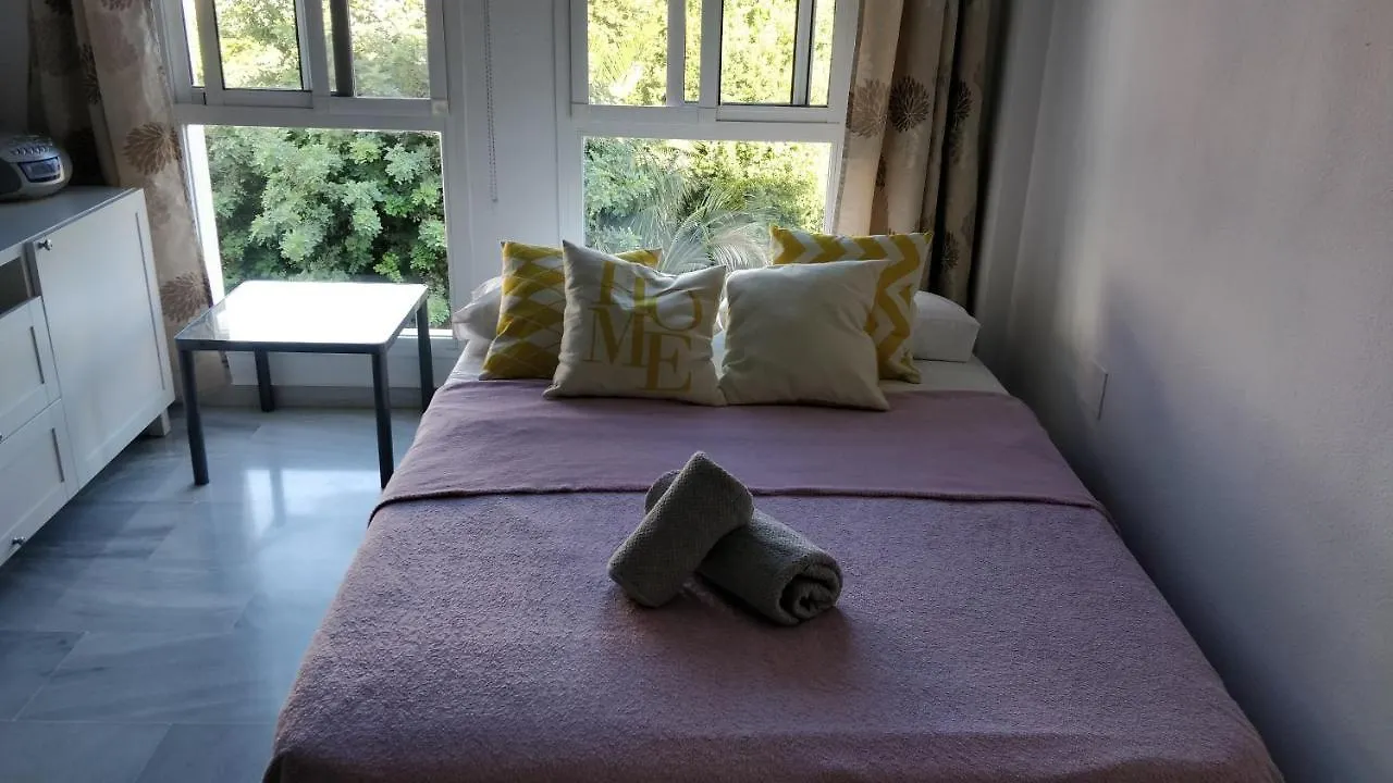 Apartamento Los Cristos Con Vistas Al Parque Málaga
