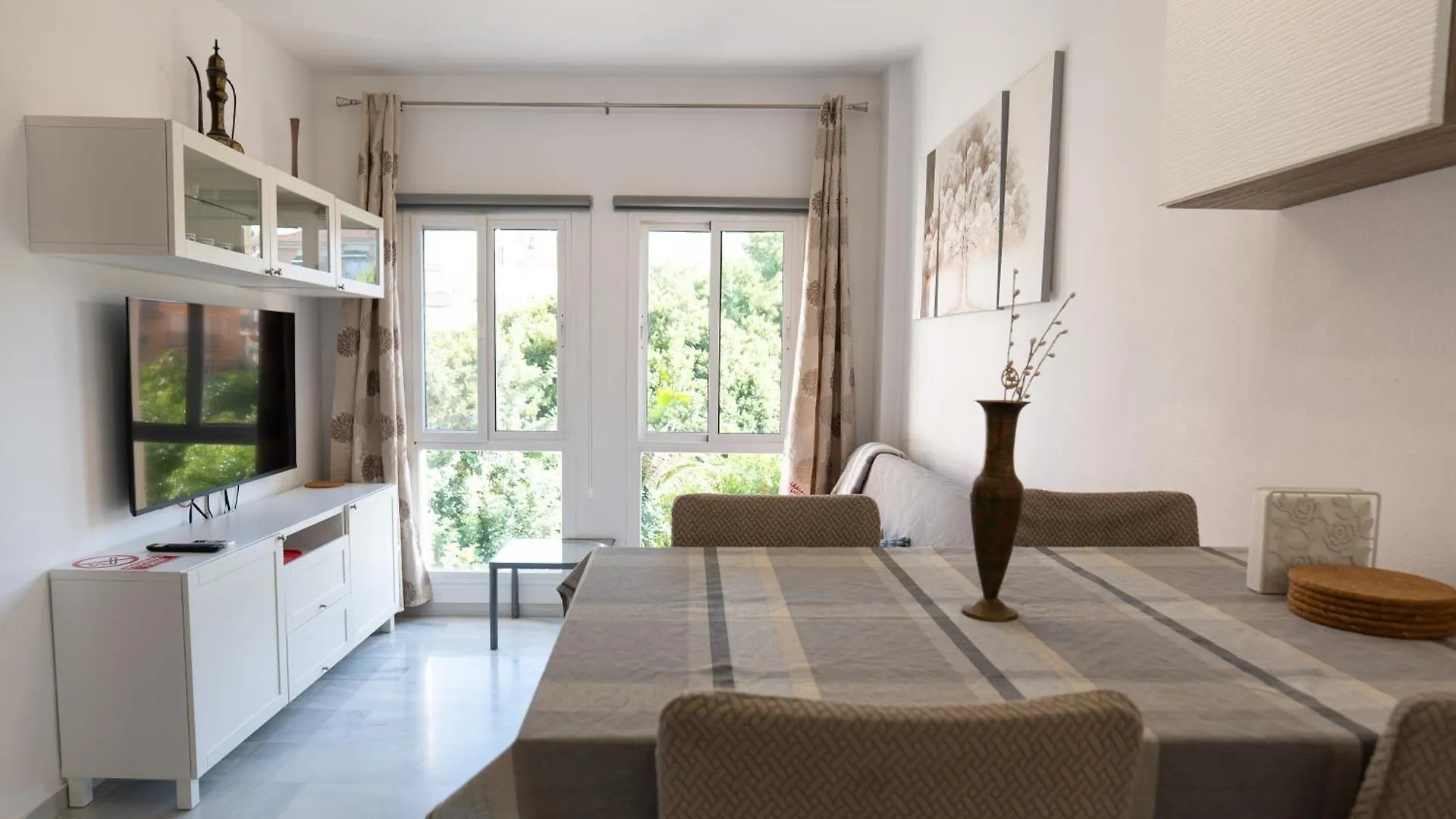 Apartamento Los Cristos Con Vistas Al Parque Málaga