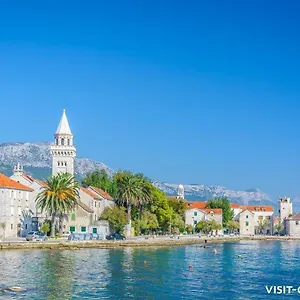 margaretas-apartment.hotels-in-trogir.com/