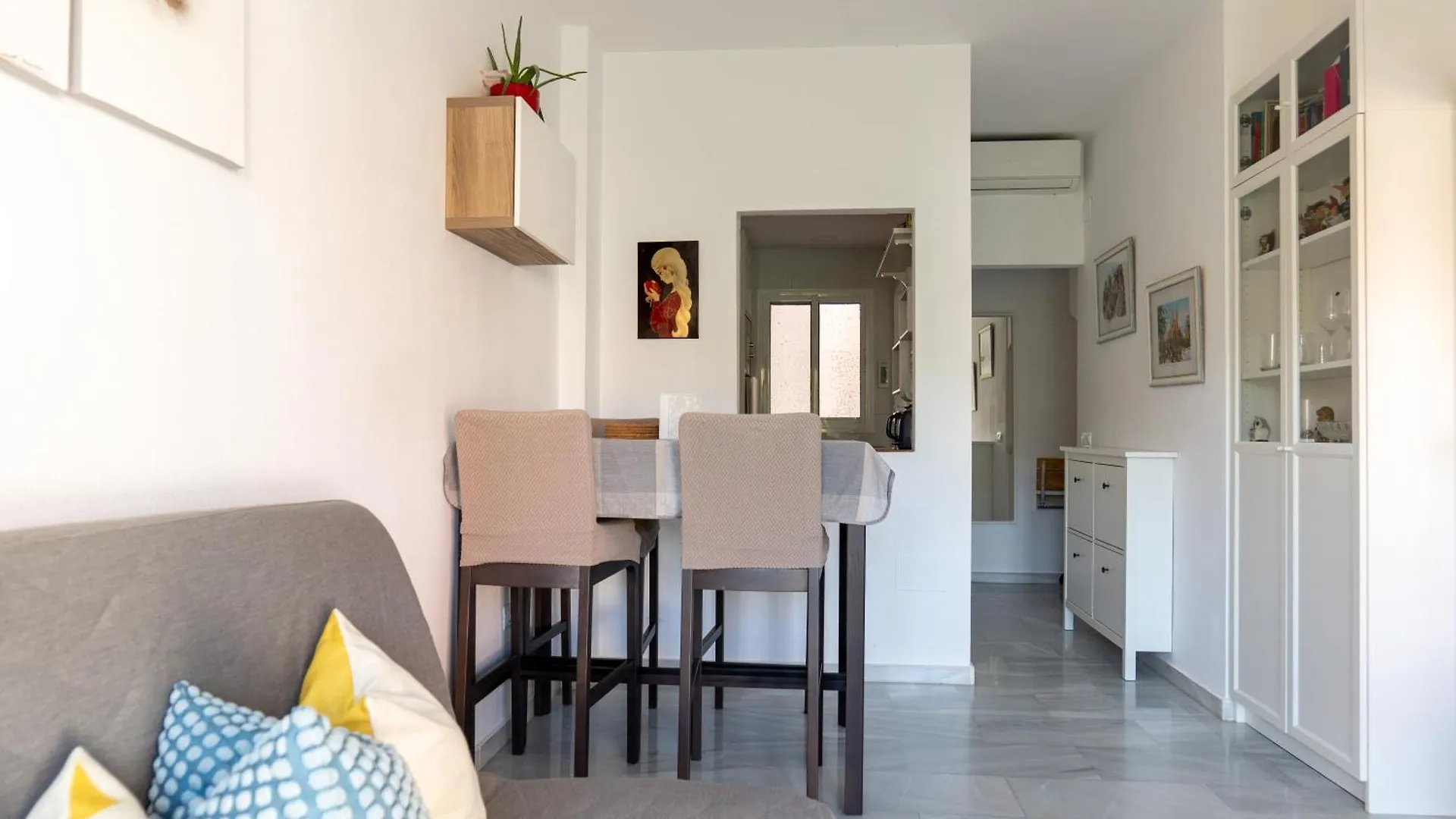 Apartamento Los Cristos Con Vistas Al Parque Malaga Apartment